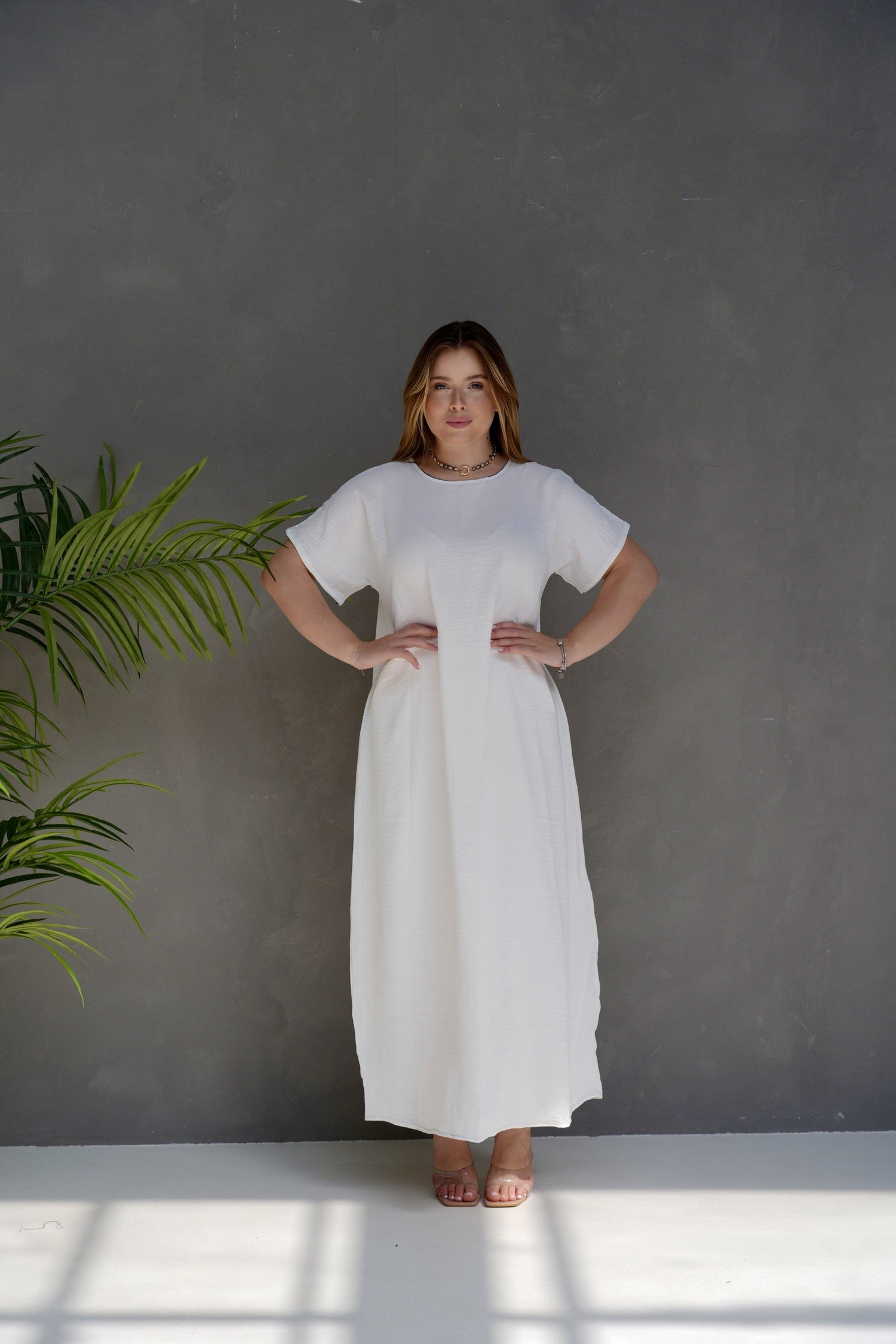Weißes Baumwollkleid